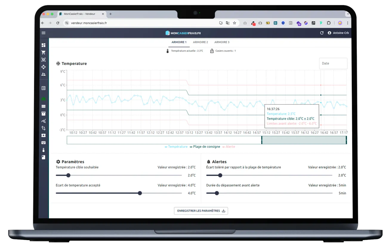 Computer che mostra il monitoraggio e il controllo della temperatura a distanza